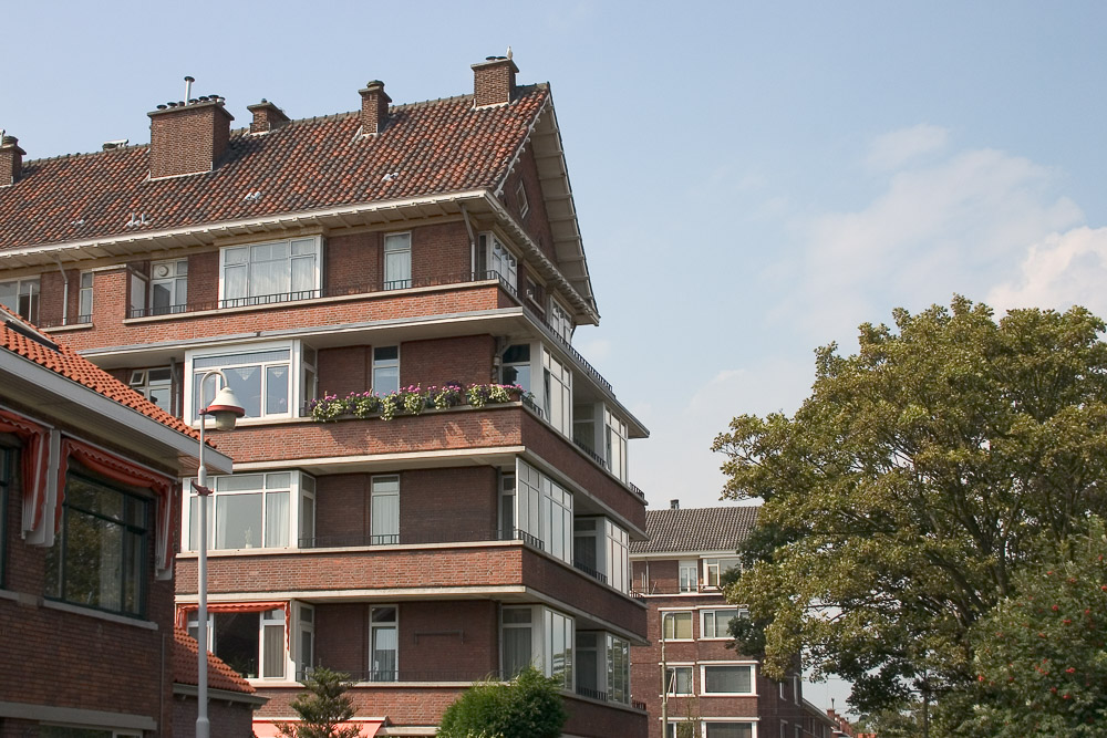 flatgebouw Nieuwe Haagse School architectuur