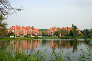 architectuur Nieuwe Haagse School aan het water