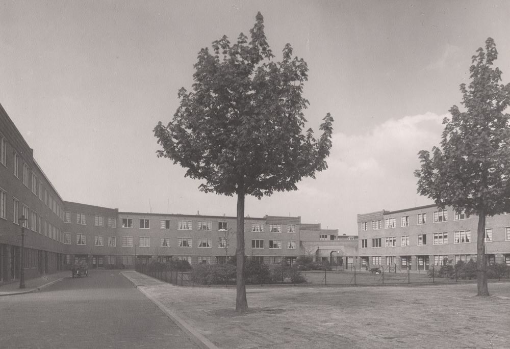 plein in Nieuwe Haagse School stijl Heesterbuurt