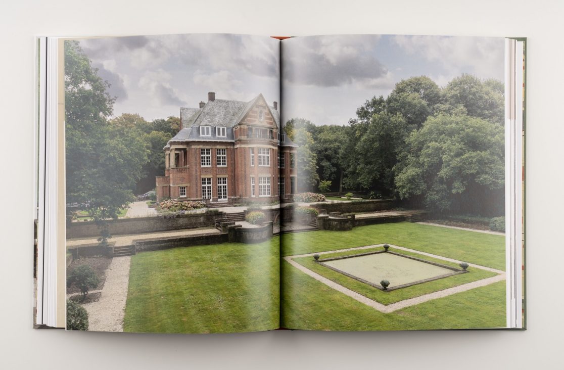 Villa in Wassenaar in boek van Co Brandes