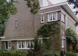 horizontale lijnen in Nieuwe Haagse School architectuur